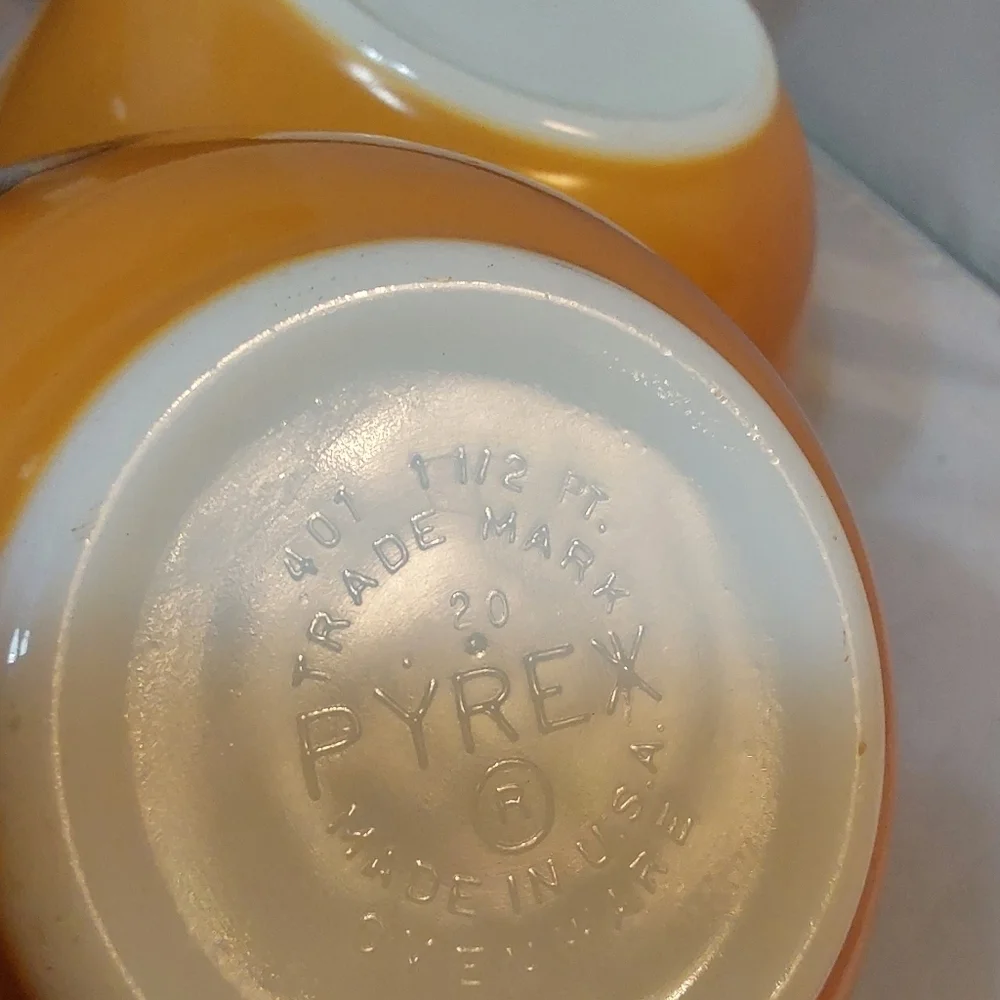 VINTAGE PYREX OLD ORCHARD‎ 1950'S FRUIT MIXING BOWL SETS OF 4